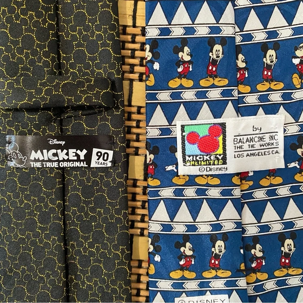 Disney Mickey Men's Tie Lots‎ of 2